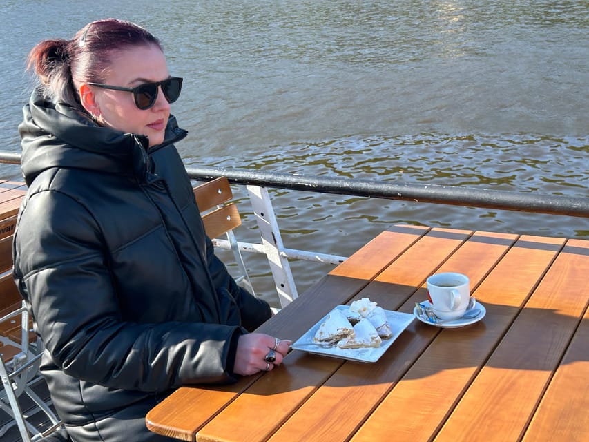 1 hour boat cruise with fragrant coffee and homemade strudel - Who Should Book This Cruise, and Who Might Skip It