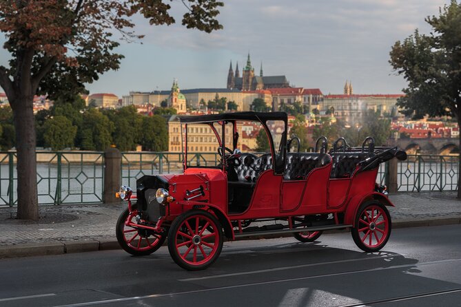 1 hour Old timer Convertible Prague Sightseeing Tour - Pickup, Timing, and How to Make the One-Hour Window Count
