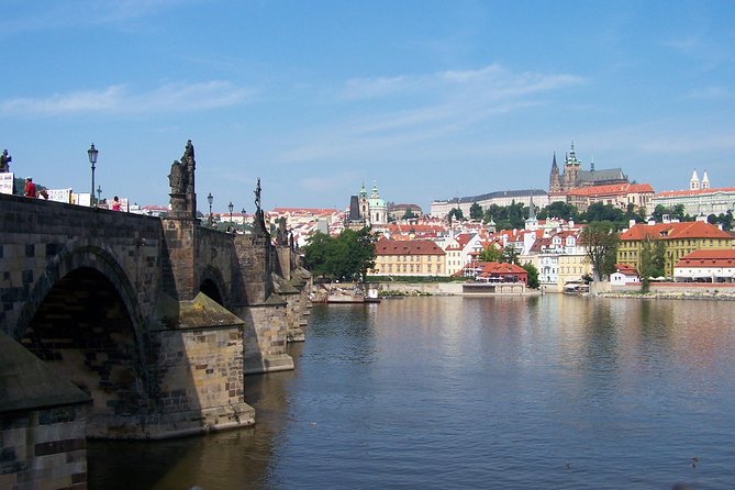 1 hour Prague Panoramic Vltava River sightseeing Cruise - Drinks, Snacks, and What the Ticket Price Really Includes