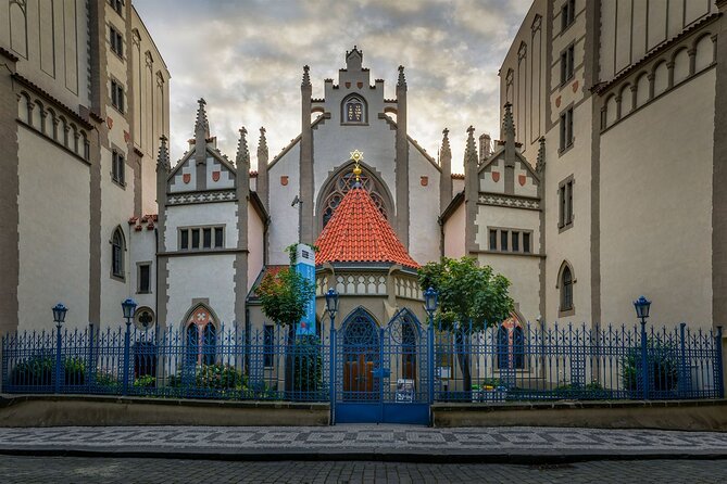 2-Hour Old Town and Jewish Quarter Tour in Prague - Key highlights at a glance