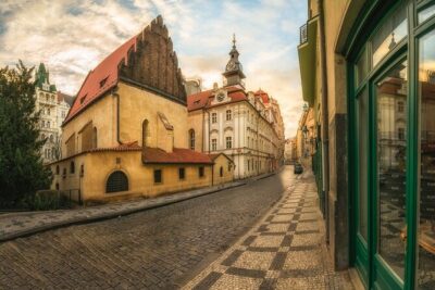 2-Hour Old Town and Jewish Quarter Tour in Prague