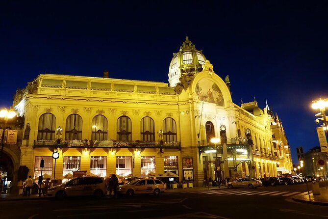 3-hour Complete Prague Bike Tour - Quick hits before you ride
