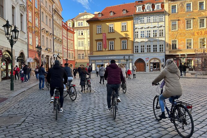 3-hour Complete Prague Bike Tour - Getting set up at Mijn Praag Tours, then rolling out