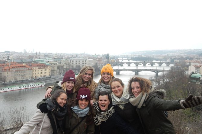 3-hour Complete Prague Bike Tour - Kampa Park break: coffee time plus riverside calm