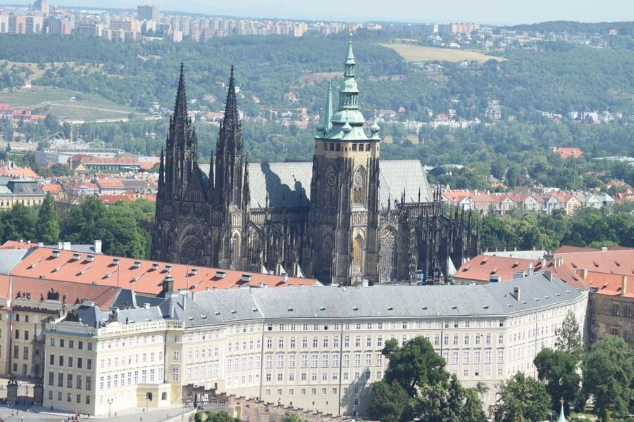 3-Hour Prague Castle & Interiors Tour - The 15 Minutes On Foot, Then the Walk Toward Charles Bridge