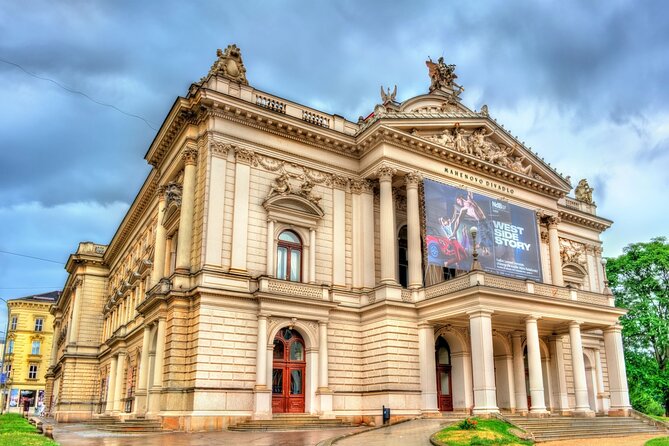 3 Hour Private Tour with a Local Guide in Brno - Starting on Petrov Hill: The Cathedral of St. Peter and Paul