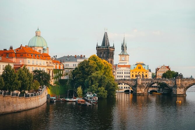 3 Hour Private Walking Tour of Prague with Custom Itineraries - Meeting Your Guide in Central Prague (and Starting Smoothly)