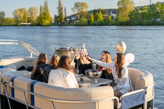 3-hours Prague Private Boat Cruise Beer or Prosecco Unlimited - Where You Meet and How the 3 Hours Unfold