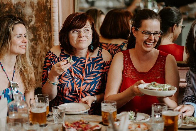 Award-Winning Prague Evening Old Town Food and Drink Tour - Pacing, Cobblestones, and Comfort Tips (So You Stay Full, Not Miserable)
