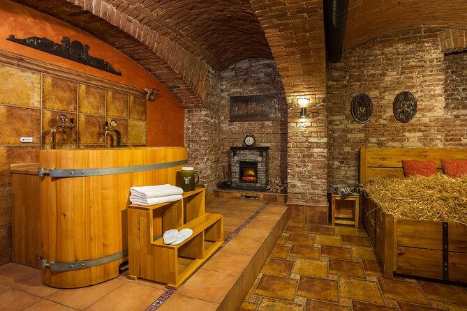 Beer bath Spa for 2 people/ 1 tub - 1,5 hour Activity in Prague - Hops, Malt, Yeast: What the Staff Explains and Why It’s Part of the Experience