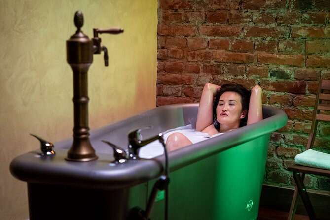 Beer Spa and Salt Cave in Prague (single bath) - Step 1: The 37 to 38 °C whirlpool beer bath (20 to 25 minutes)