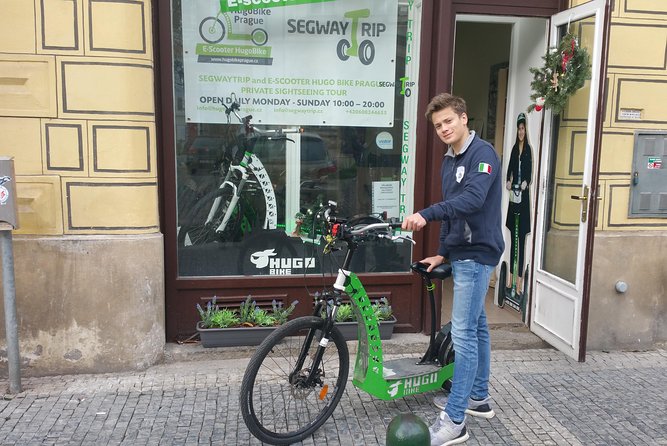 Best Prague Viewpoints: Guided E-Scooter Tour - Lennon Wall signing time, Jewish Quarter sights, and photo breaks that actually help