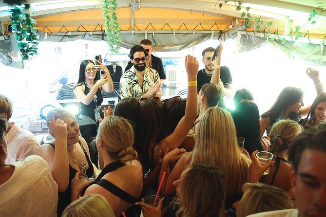 Boat Party + Epic Club After Party - Prague Castle Stop: Majesty From a Convenient Angle