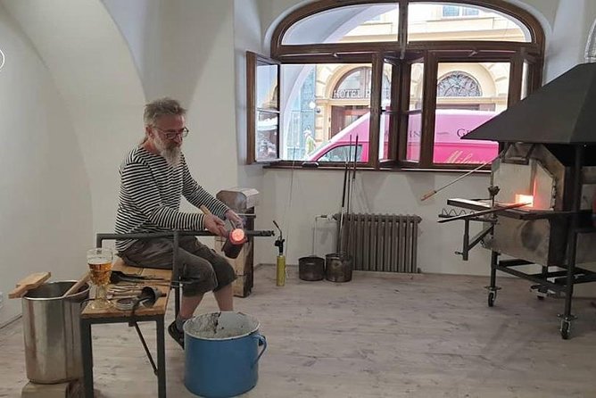 Bohemian Glass blowing in Prague - Key takeaways before you go