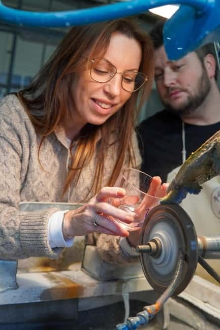 Bohemian glassworks excursion from Prague - The 2-hour guided tour inside the glassworks