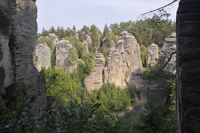 Bohemian Paradise 3 in 1 Tour, UNESCO geopark - Getting from Prague to Bohemian Paradise without losing your whole day