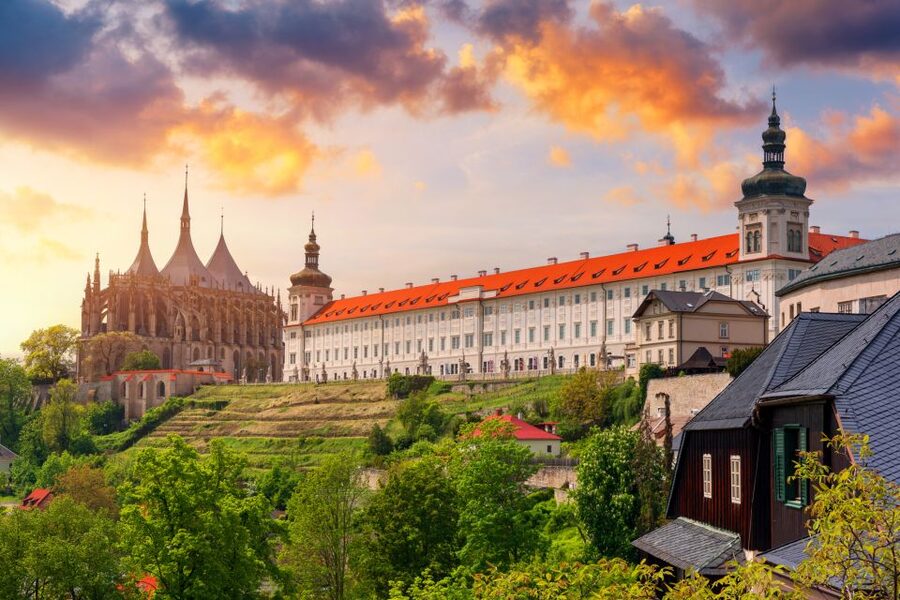 Bone Church and Kutna Hora Private Tour from Prague - Entrance fees and value: is $530 per group actually a good deal?