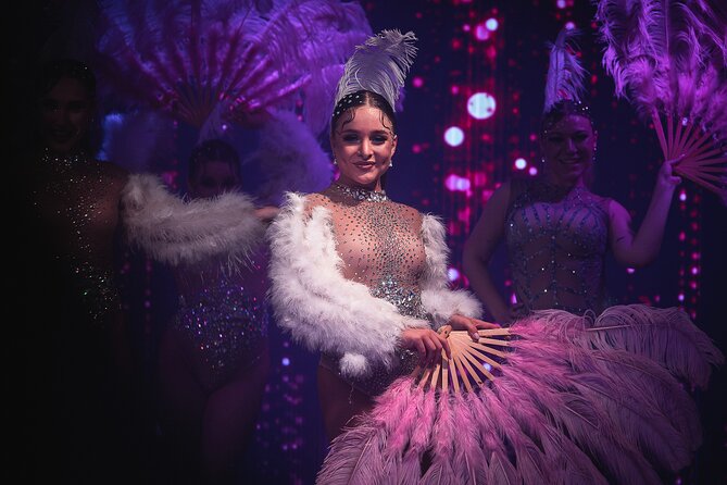 Cabaret in the Heart of Prague 2 Hours Show - Meeting point on Václavské náměstí: your best chance to find it fast