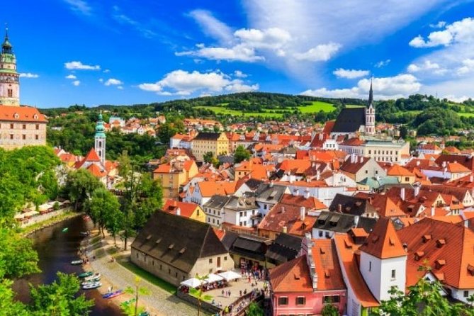 Cesky Krumlov Full day tour from Prague and back - Value for money: is $140.28 worth it?