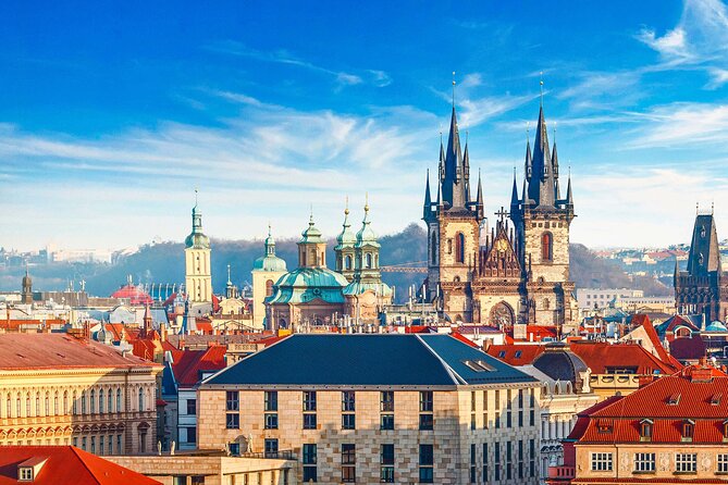 Charles Bridge & Old Town Prague Tour with Audioguide - House at the Black Madonna and the Czech Museum of Cubism