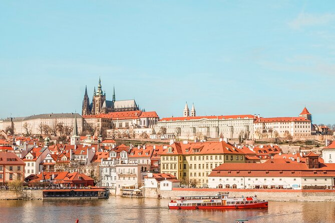 CITY QUEST PRAGUE: unlock the mysteries of this city! - Church of Our Lady before Týn: a clue-friendly landmark