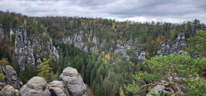Day trip from Prague to Bohemian and Saxon Switzerland - Why Bastei plus Pravčická Gate in one day feels like a greatest-hits tour
