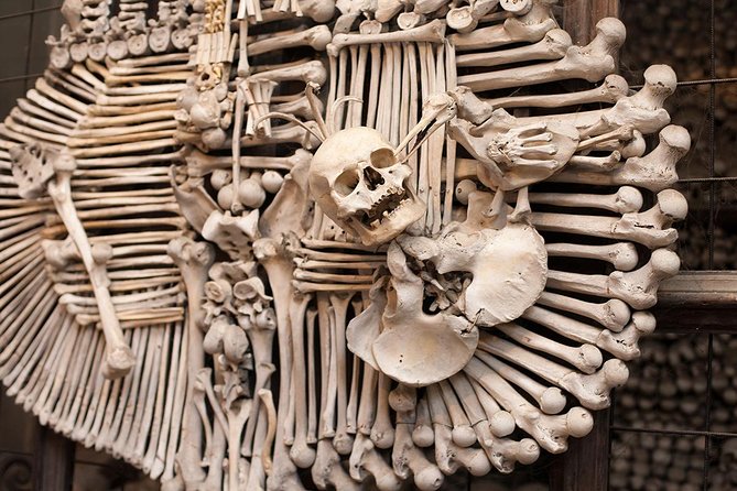 Day Trip to Kutná Hora by train from Prague - Lunch break reality: plan ahead, because your meal time may be short