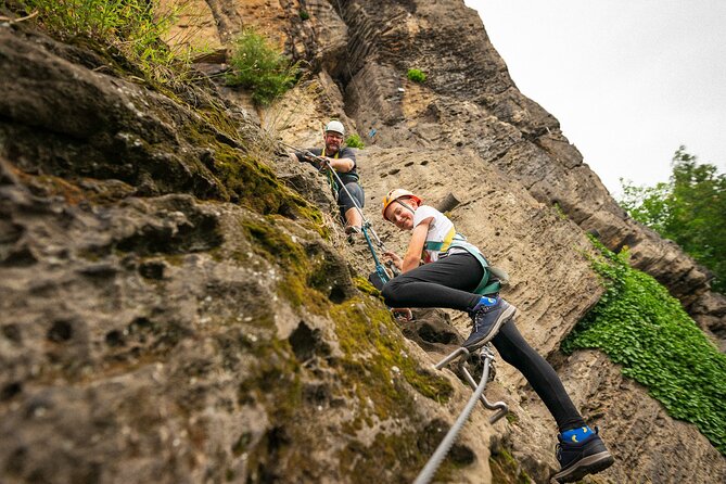 Děčín Via Ferrata Tour in Bohemian Switzerland - The 2-hour climb: what your time on the wall feels like