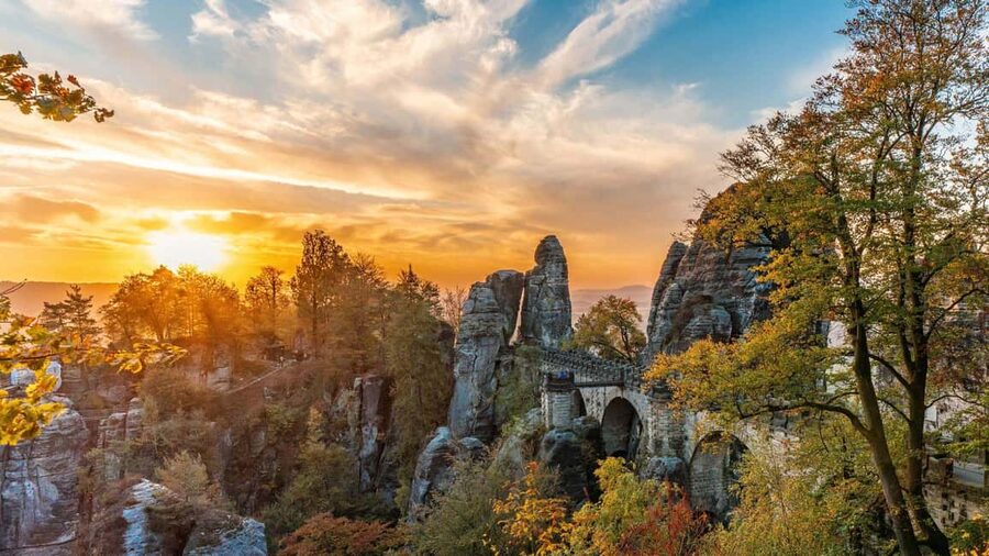 Dresden: Bohemian and Saxon Switzerland Small Group Tour - Bastei Bridge Early Access, Neurathen Castle, and Rathen Viewpoints