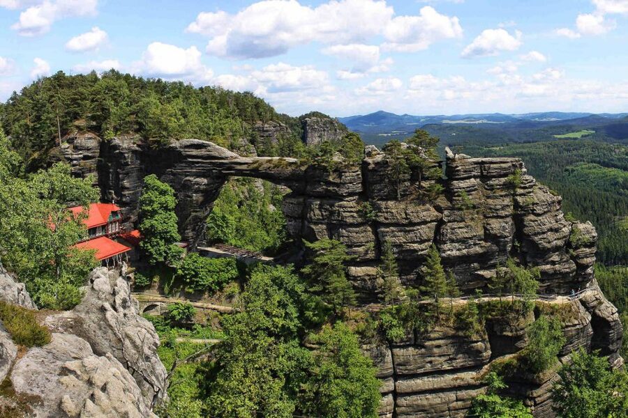 Dresden: Hassle-free trip to Bohemian and Saxon Switzerland - Two Ways to See the Same National Park: Hiking Tour vs. Narnia Tour