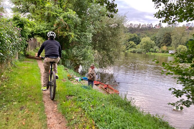 E-Bike Full-Day Trip From Prague: The Mighty Karlstejn Castle - Leaving the bike and returning to Prague by train