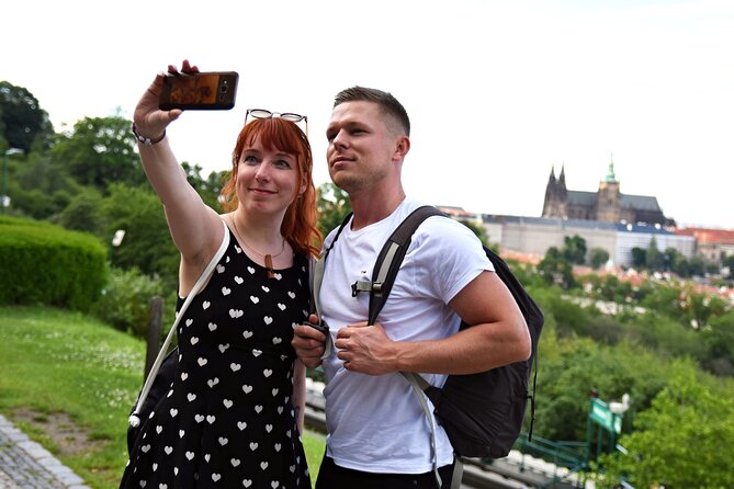 Evening View Walk in Prague - Prague Castle, St. Vitus Cathedral, and Gas Lamp Streets