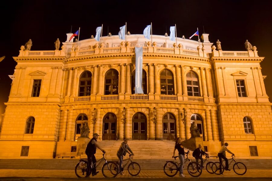 Exceptional Private Prague bike tour - The guide matters: what you should watch for in a great ride