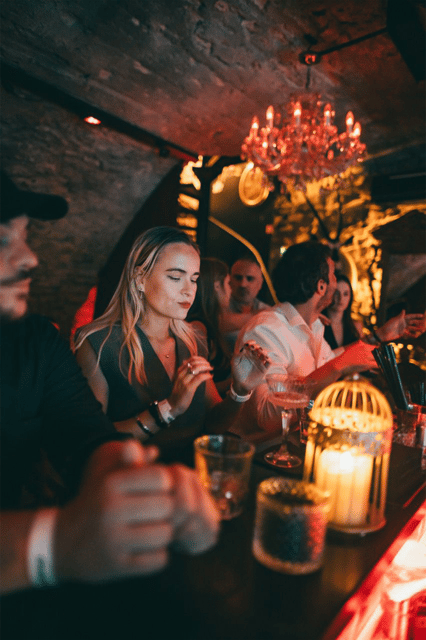 Friday Night Live Music in Old Town at Le Valmont - Tickets, timing, and what the VIP seat actually buys you