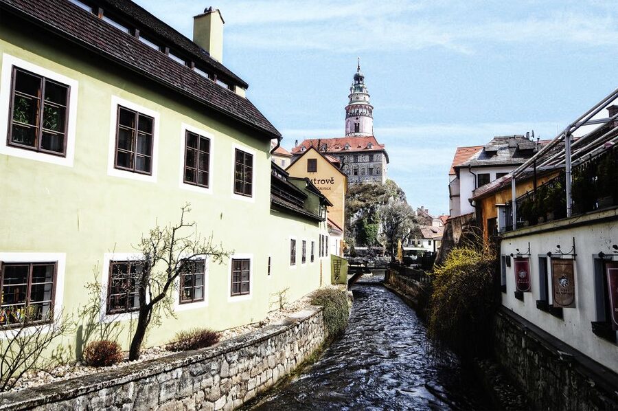 From Prague: Full-Day Český Krumlov Tour with Lunch - Český Krumlov’s medieval feel, plus castle details you can actually use