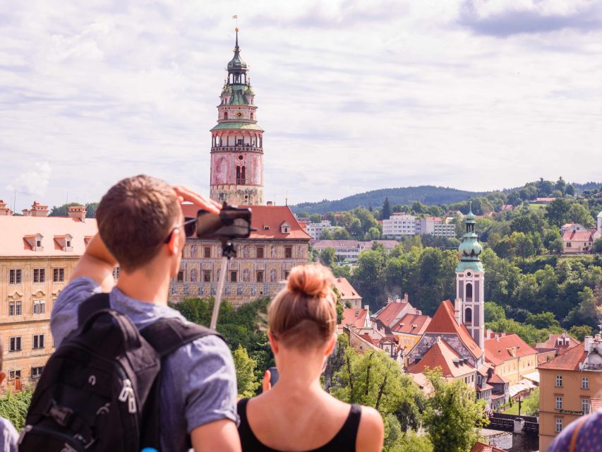 From Prague: Full-Day Český Krumlov Tour with Lunch - Price and value for a $102, 10-hour day