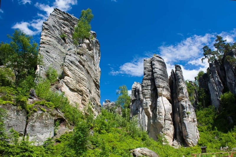From Prague: Hike the Hidden Valleys of Bohemian Paradise - Hrubá Skála Castle lunch and post-hike time up top