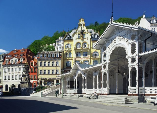 From Prague: Karlovy Vary Full-Day Tour - Who This Tour Suits Best, and Who Might Want Something Different
