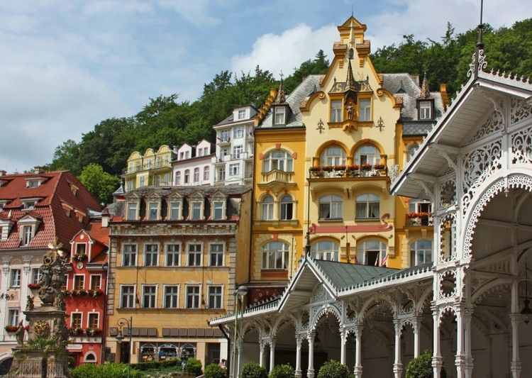 From Prague: Karlovy Vary Full-Day Tour - Promenade and Colonnades: The Spa Town Part That Actually Feels Alive