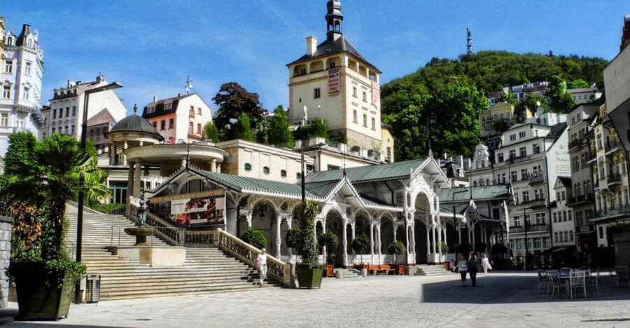 From Prague: Karlovy Vary Full-Day Tour - Meeting Point on Parizská Street: Don’t Overthink It