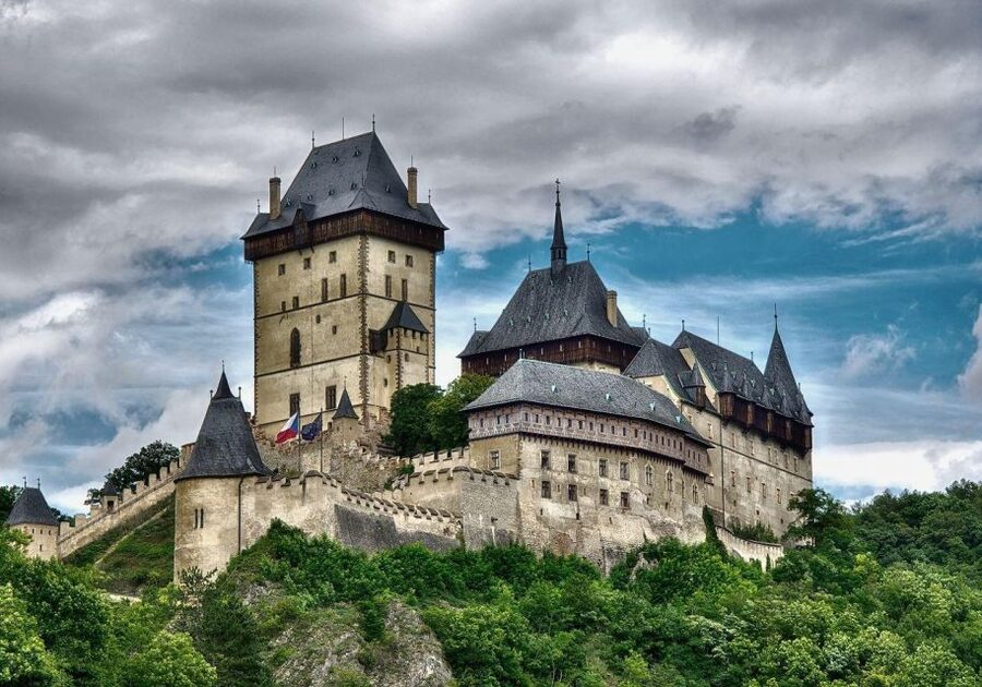 From Prague: Karlštejn Castle & Koněprusy Caves Tour - A Smooth Start from Prague in a Small Group