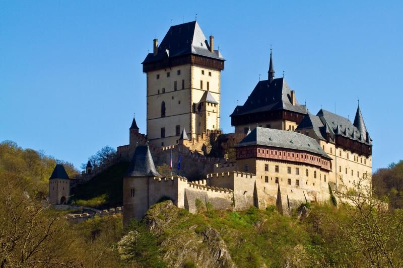 From Prague: Karlstejn Castle Skip-the-Line Ticket and Tour - The 4-Hour Rhythm: Prague Drive, Castle Hill, and Back Again