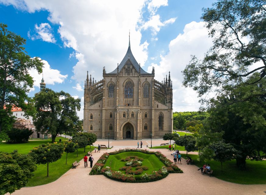 From Prague: Kutná Hora Day Excursion with Bone Church - 60 Minutes on Your Own: Use It for the Streets, Not the Rush