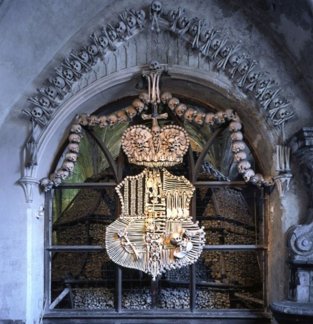 From Prague: Kutna Hora Walking Tour & St. Barbara Cathedral - Sedlec Ossuary, the Bone Chapel: what you’ll see and how to handle it