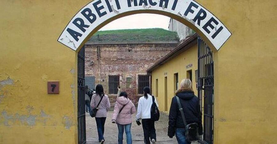 From Prague: Terezin Concentration Camp Private Tour - First stop at the Terezín Ghetto Museum: getting the context before the walls