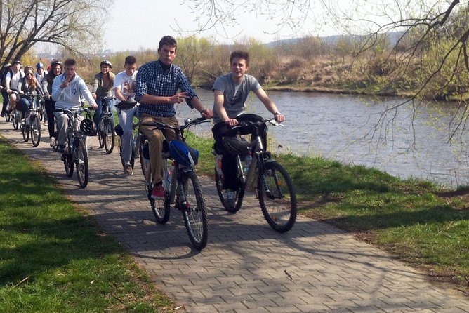 Full-Day Countryside Bike Tour to Karlstejn Castle (small group) - Meeting Point and Timing: What Your Day Looks Like