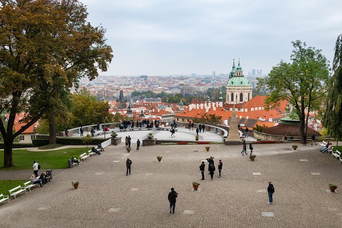 Full-Day Prague Tour with Prague Castle, Lunch and Vltava Cruise - Old Town Square and the Astronomical Clock: the quick hit that still feels meaningful