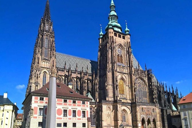 Full-Day Private Prague City tour: Prague Castle and Vltava River Cruise - Old Town Square and the Jewish Quarter Walk
