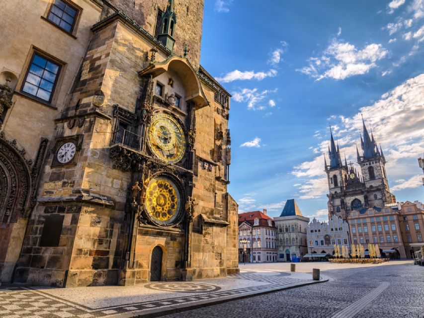 Full-Day Private Trip from Vienna to Prague - Lunch in Prague: How to Eat Well Without Losing Time