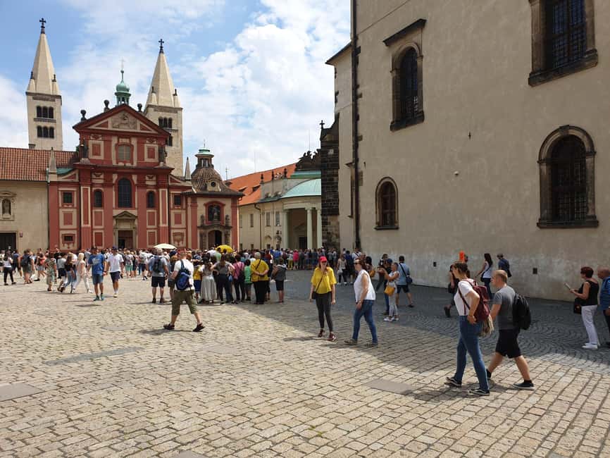 Get&Go:Prague Castle Ticket & E-Guide with Discount Vouchers - St. George’s Basilica: smaller rooms, strong storytelling